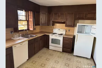 80 Coolidge Avenue, Stamford, CT 06906 - Photo 2