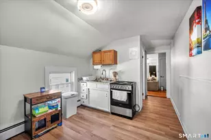 15 Mountain St, Vernon, CT 06066 - Photo 12