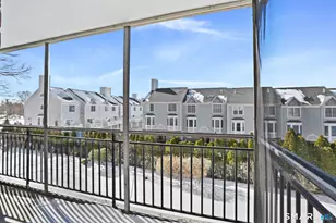 25 Cartright St, Bridgeport, CT 06604 - Photo 14