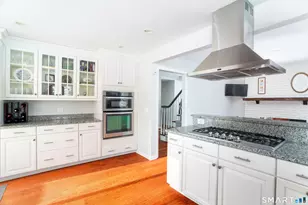 310 Lansdowne Rd, Westport, CT 06880 - Photo 20