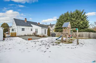 23 Arcadia Ave, Stratford, CT 06614 - Photo 4