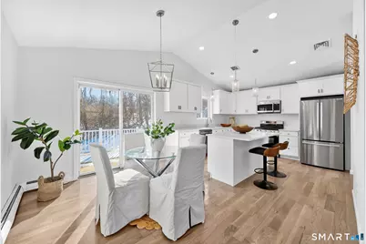 281 Briarwood Lane, Middletown, CT 06457 - Photo 6