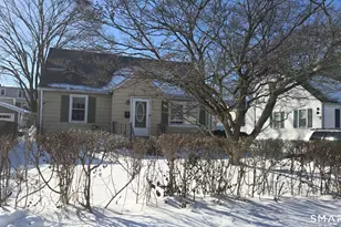 5 Lakeview Dr, Norwalk, CT 06850 - Photo 1