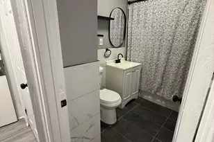 85 Kent St, Hartford, CT 06112 - Photo 6