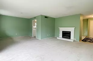 318 Heritage Vlg, Southbury, CT 06488 - Photo 14