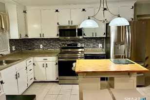 53 Hamden Ave, Waterbury, CT 06704 - Photo 18