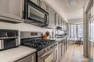 8 South St, Danbury, CT 06810 - Photo 4