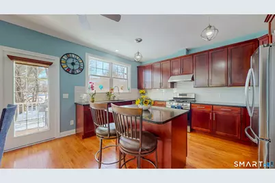 1 Lawrence Avenue #1, Danbury, CT 06810 - Photo 8
