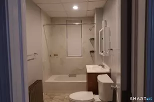 53 Lindsley St, Waterbury, CT 06708 - Photo 6