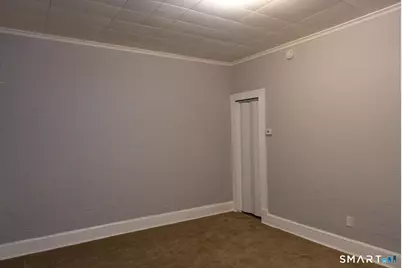 53 Lindsley Street #1 East, Waterbury, CT 06708 - Photo 4