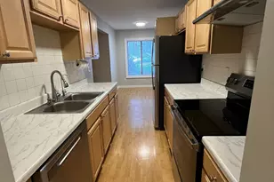 85 Woodsedge Dr, Newington, CT 06111 - Photo 4