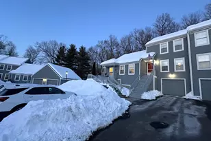 203 Oakland St, Manchester, CT 06042 - Photo 4