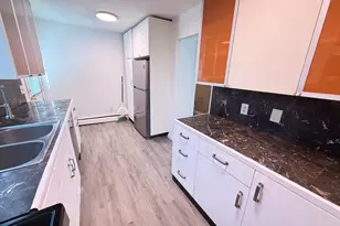 148 High Path Rd, Windsor, CT 06095 - Photo 4