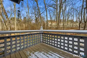 611 Old Pond Ln, Norwich, CT 06360 - Photo 22