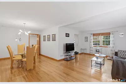 36 Somerset Lane, Stamford, CT 06903 - Photo 8