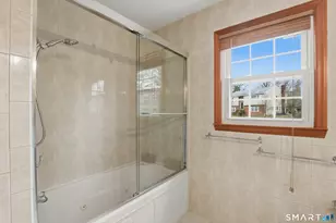 36 Somerset Ln, Stamford, CT 06903 - Photo 16