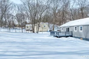 35 Greenfield Dr, Shelton, CT 06484 - Photo 24