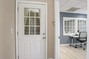 919 Stratford Ave, Stratford, CT 06615 - Photo 8