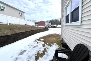 1081 New Haven Rd, Naugatuck, CT 06770 - Photo 14