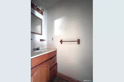 1081 New Haven Road #11J, Naugatuck, CT 06770 - Photo 8