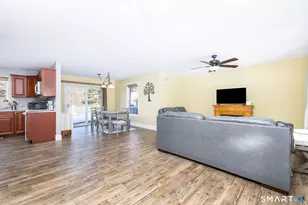 115 Cynrose Pl, Meriden, CT 06451 - Photo 10