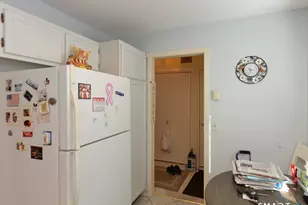 968 Heritage Vlg, Southbury, CT 06488 - Photo 6