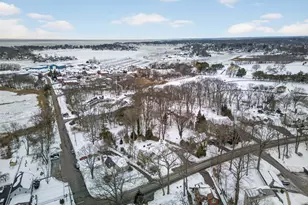 137 S Montowese St, Branford, CT 06405 - Photo 4