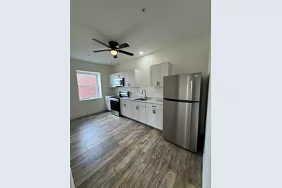 61 Colony Street #2C, Meriden, CT 06451 - Photo 1