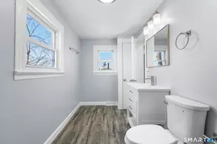 21 Richards St, West Haven, CT 06516 - Photo 20