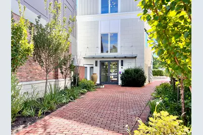 302 Gramercy Park #302, New Canaan, CT 06840 - Photo 1