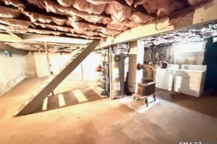 360 Garder Rd, Monroe, CT 06468 - Photo 10