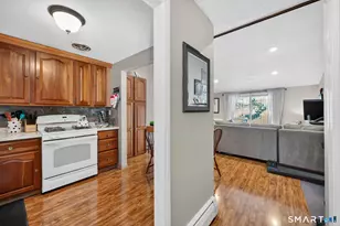 23 Locust Cir, Rocky Hill, CT 06067 - Photo 4