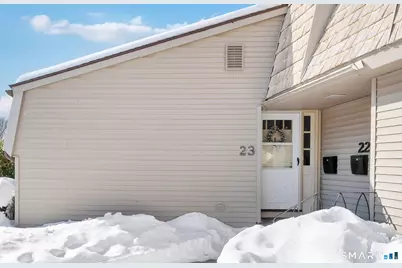 23 Locust Circle #23, Rocky Hill, CT 06067 - Photo 2