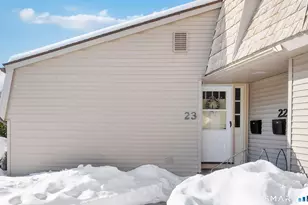 23 Locust Cir, Rocky Hill, CT 06067 - Photo 2