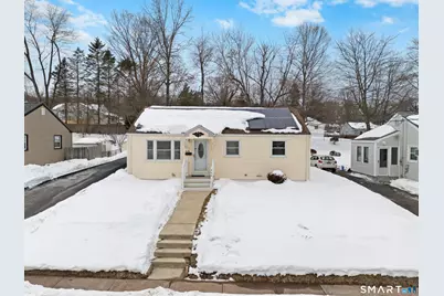 208 Mountain Street, Hartford, CT 06106 - Photo 2