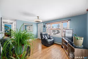 208 Mountain St, Hartford, CT 06106 - Photo 10