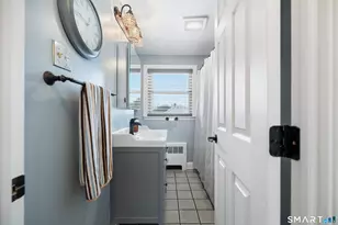 208 Mountain St, Hartford, CT 06106 - Photo 12