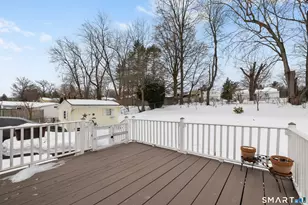 208 Mountain St, Hartford, CT 06106 - Photo 8