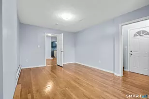 87 Amity St, Hartford, CT 06106 - Photo 4
