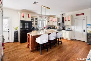 10 Turner Rd, Stamford, CT 06905 - Photo 4