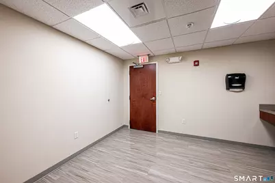 85 Barnes Road #303, Wallingford, CT 06492 - Photo 6