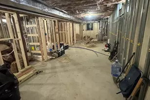 695 Shelton St, Bridgeport, CT 06608 - Photo 20