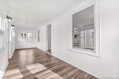 123 Harlem Avenue, Bridgeport, CT 06606 - Photo 2