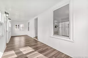 123 Harlem Ave, Bridgeport, CT 06606 - Photo 2