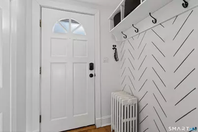 372 Fern Street, West Hartford, CT 06119 - Photo 4