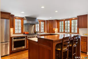 128 Grumman Hill Rd, Wilton, CT 06897 - Photo 8