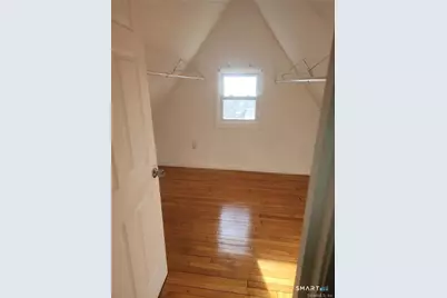 141 Hicks Street, Bridgeport, CT 06608 - Photo 12