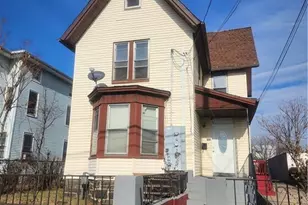 141 Hicks St, Bridgeport, CT 06608 - Photo 2