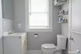 17 Lincoln Ave, Milford, CT 06460 - Photo 18