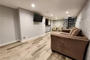 17 Lincoln Ave, Milford, CT 06460 - Photo 22